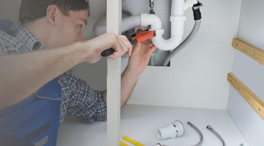 Expert burst pipe repair services in Wilmer, AL